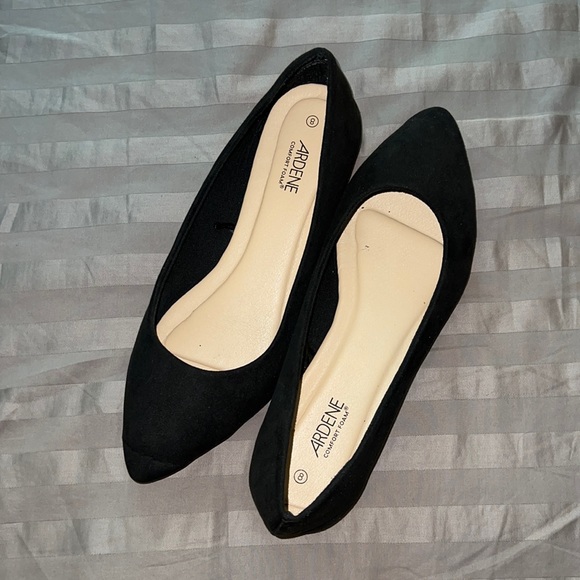 Black Women’s Flat - Picture 6 of 6